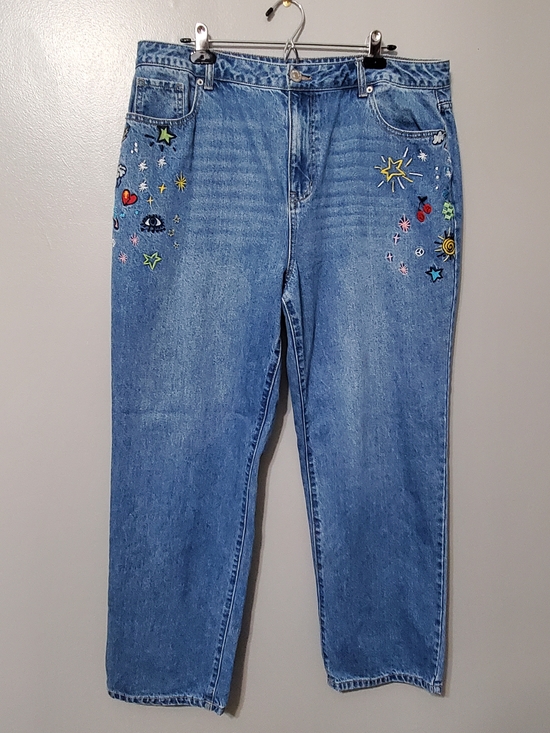 Forever 21 Denim - Forever 21 Premium Straight-Leg Jeans with Colorful Embroidery Women's Size 0x